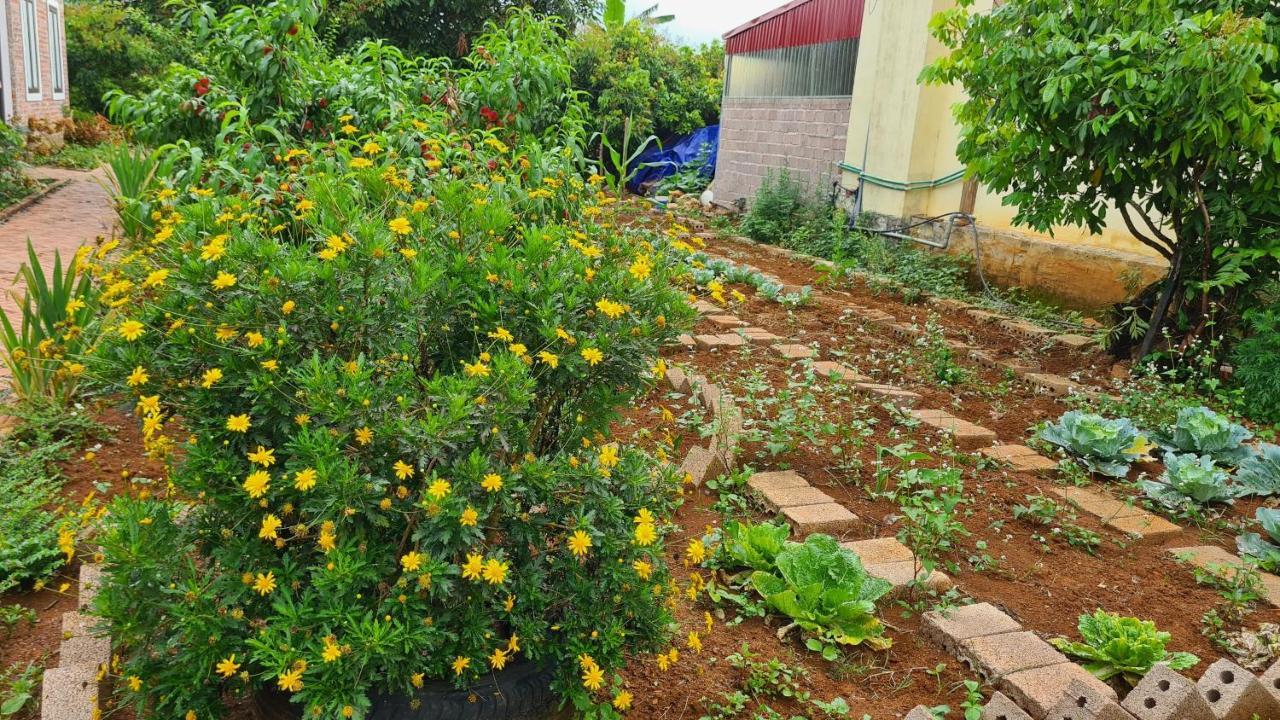 Datani Moc Chau Homestay Lang Mon Екстериор снимка