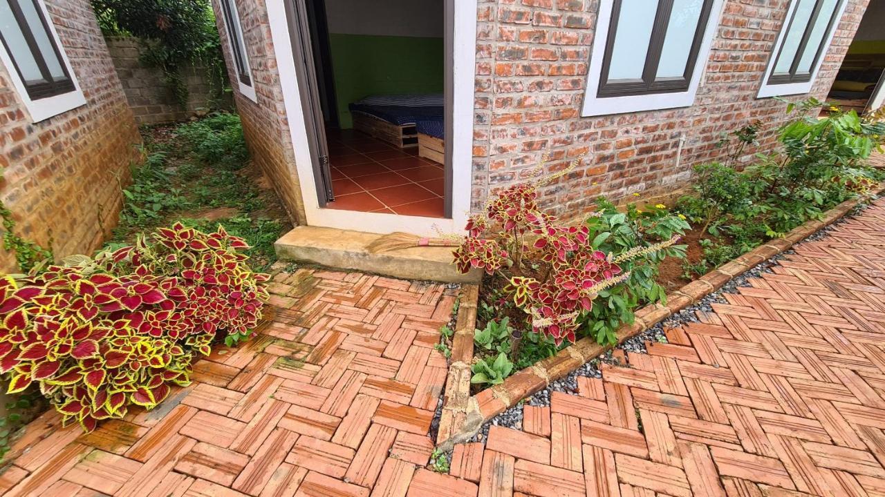 Datani Moc Chau Homestay Lang Mon Екстериор снимка