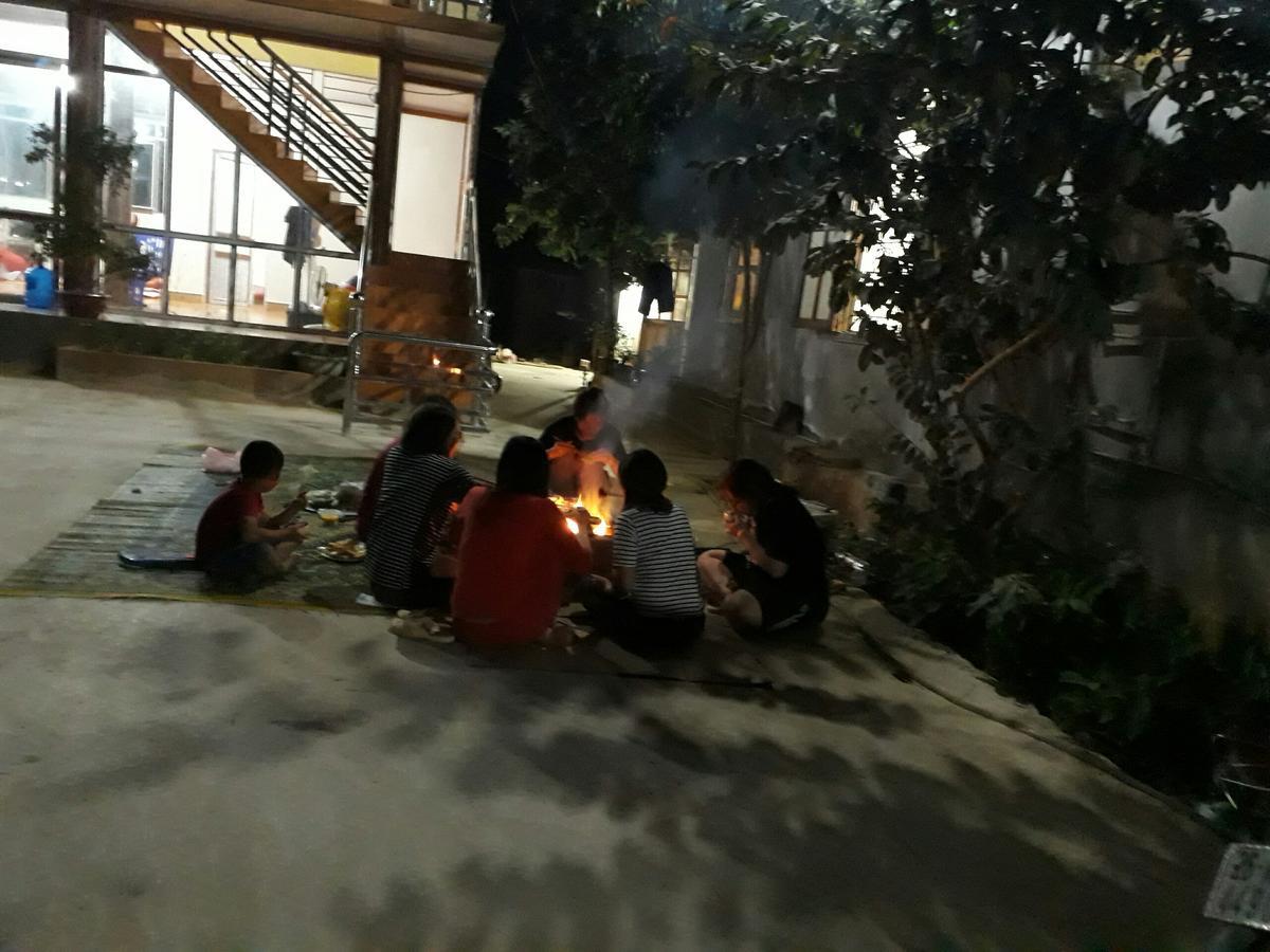 Datani Moc Chau Homestay Lang Mon Екстериор снимка